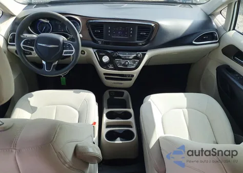 2017 Chrysler Pacifica Lx из США, поврежденный, VIN 2C4RC1CG1HR608687